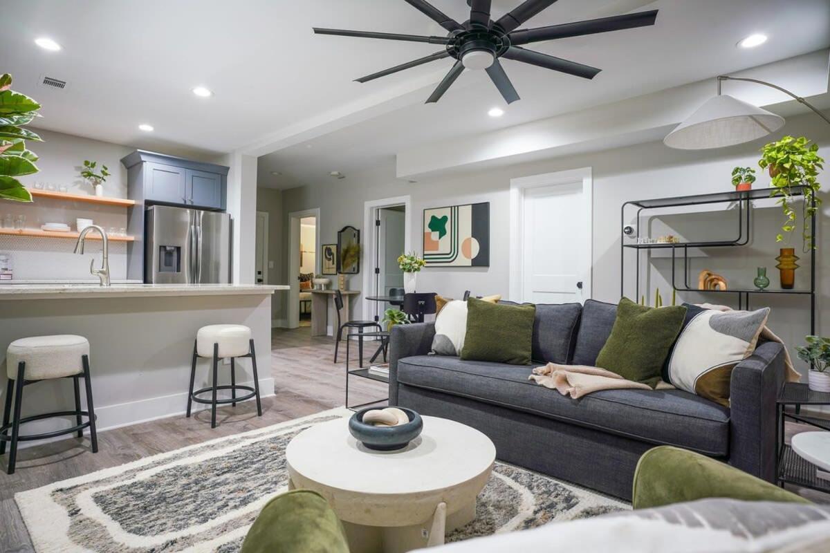 Gemini Landing Apartment *